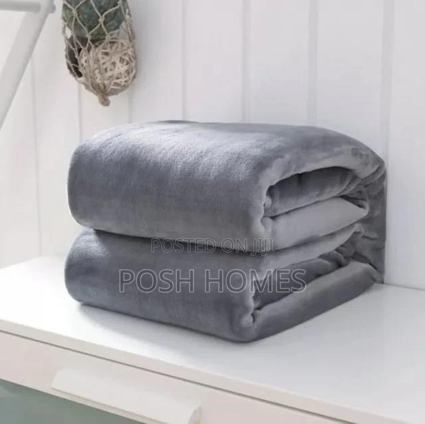 Plain Coral Fleece Throw Blankets