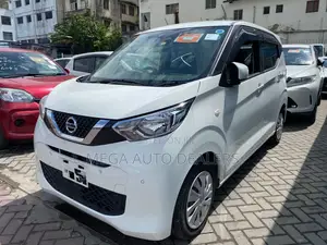 Nissan Dayz 2018 White