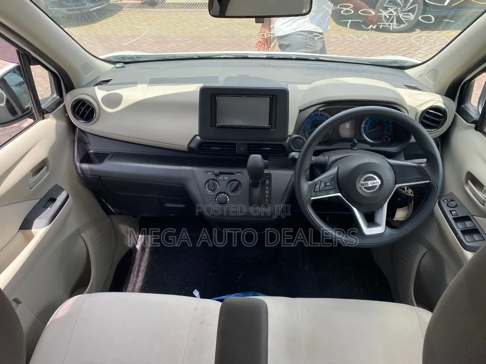 Nissan Dayz 2018 White