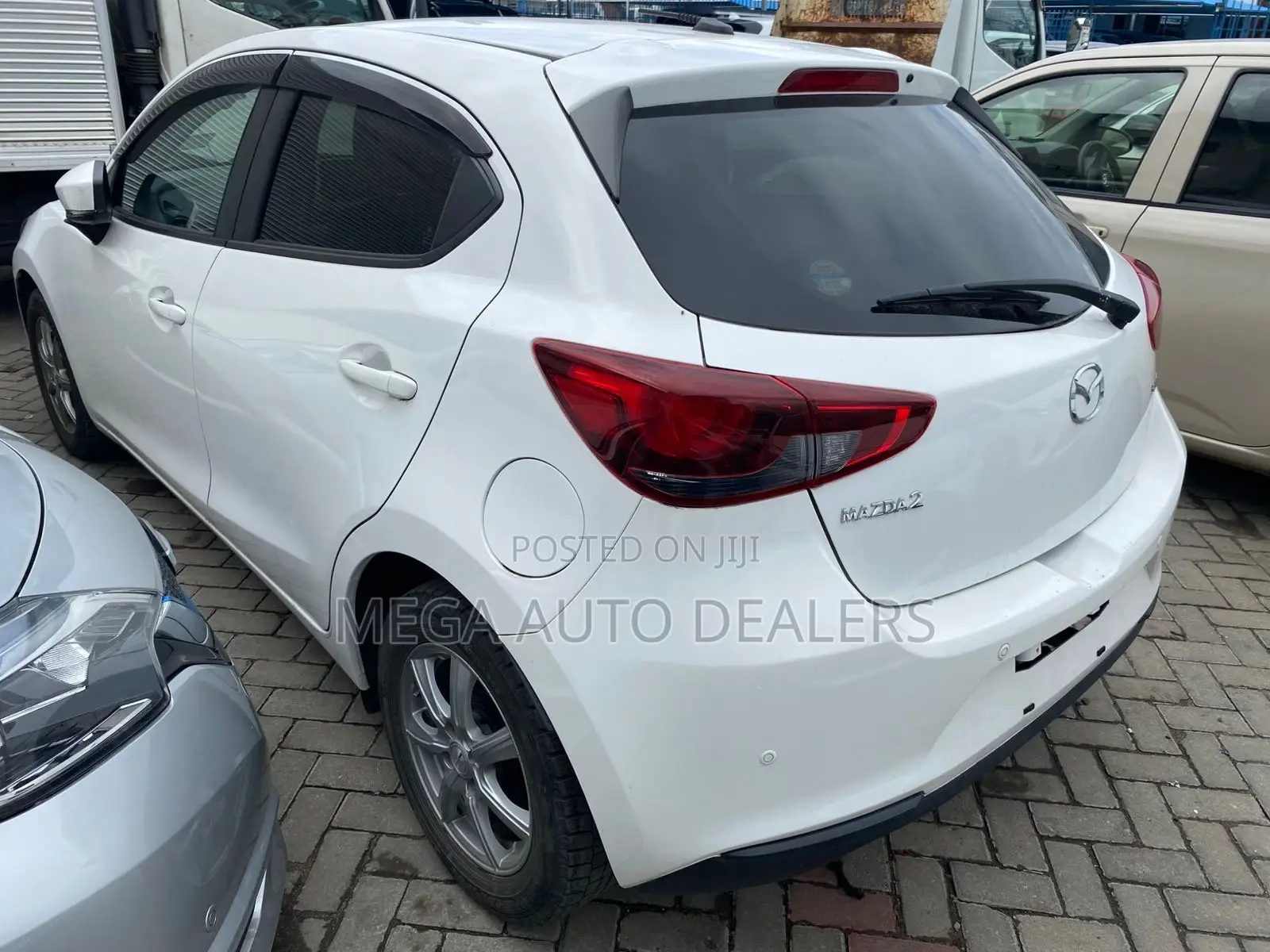 Mazda 2 2018 White