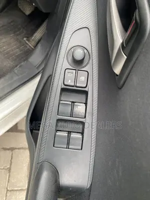 Mazda 2 2018 White