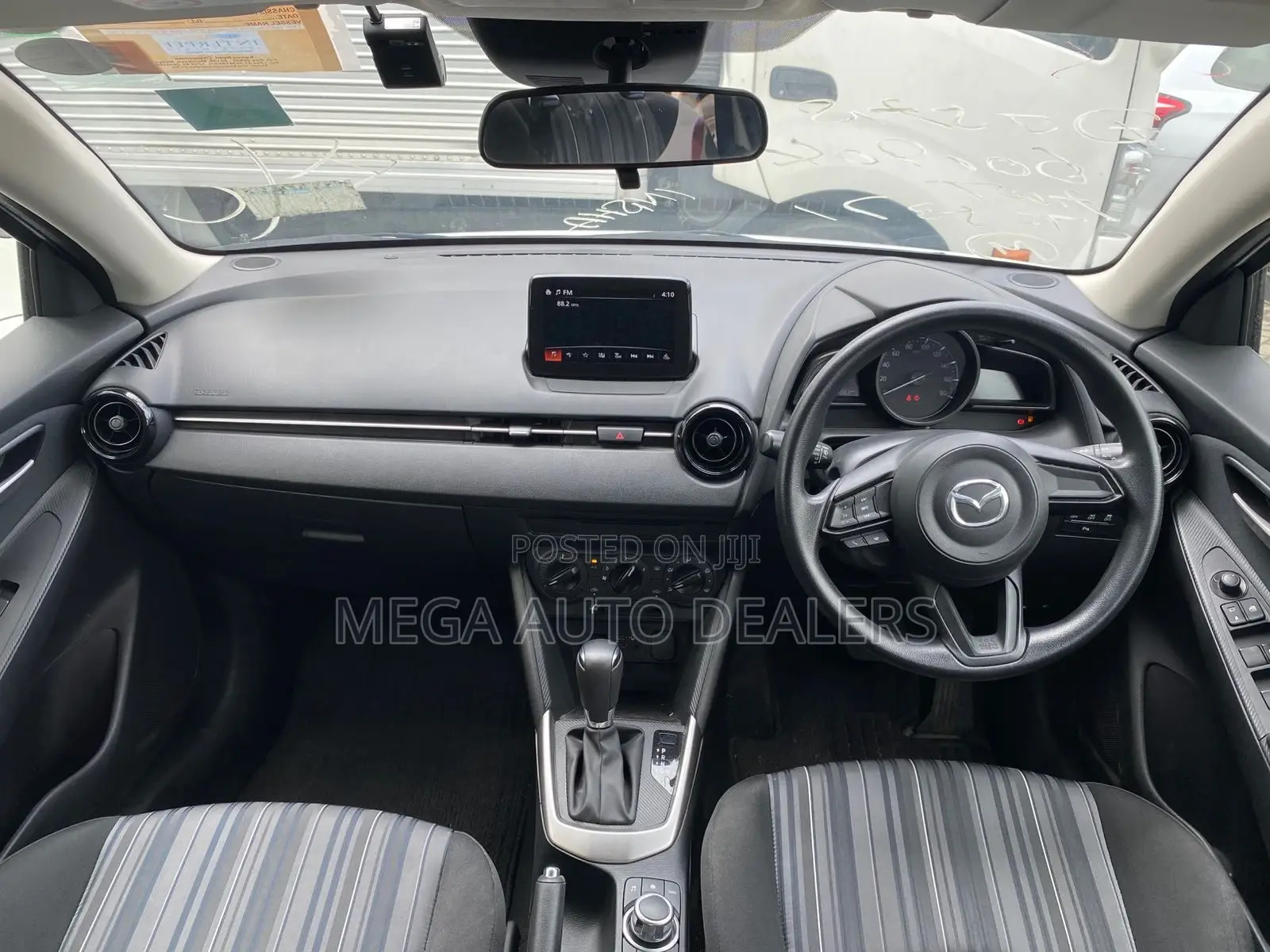 Mazda 2 2018 White