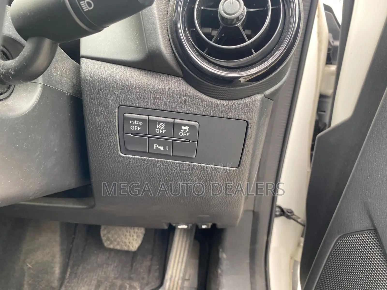 Mazda 2 2018 White