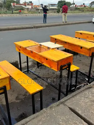 3 Lockable School Desk