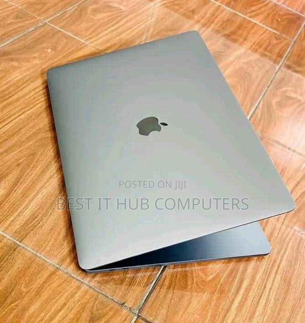 Laptop Apple MacBook Pro 2019 32GB Intel Core I9 SSD 512GB