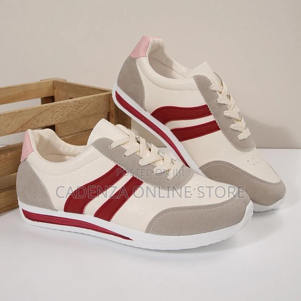 *Classic Sneakers *
*Quality *
*Size 38- 43*