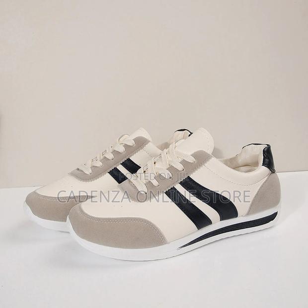 *Classic Sneakers *
*Quality *
*Size 38- 43* - thumbnail 3