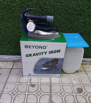 Affordable Gravity Steam Iron - thumbnail 2