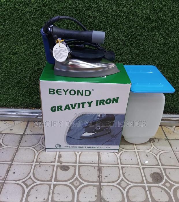 Affordable Gravity Steam Iron - main view