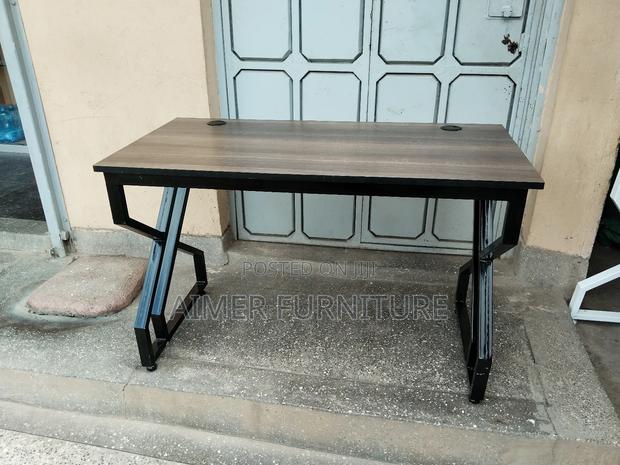 Black/Brown Office Table