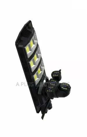 X02 Solar Streetlight With 3 Cameras 4g (Uses Simcard)