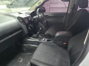 Isuzu D-MAX 2020 Black