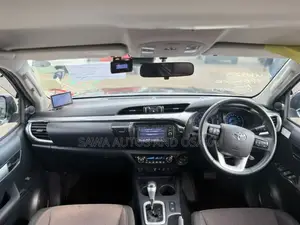 Toyota Hilux 2019 Black