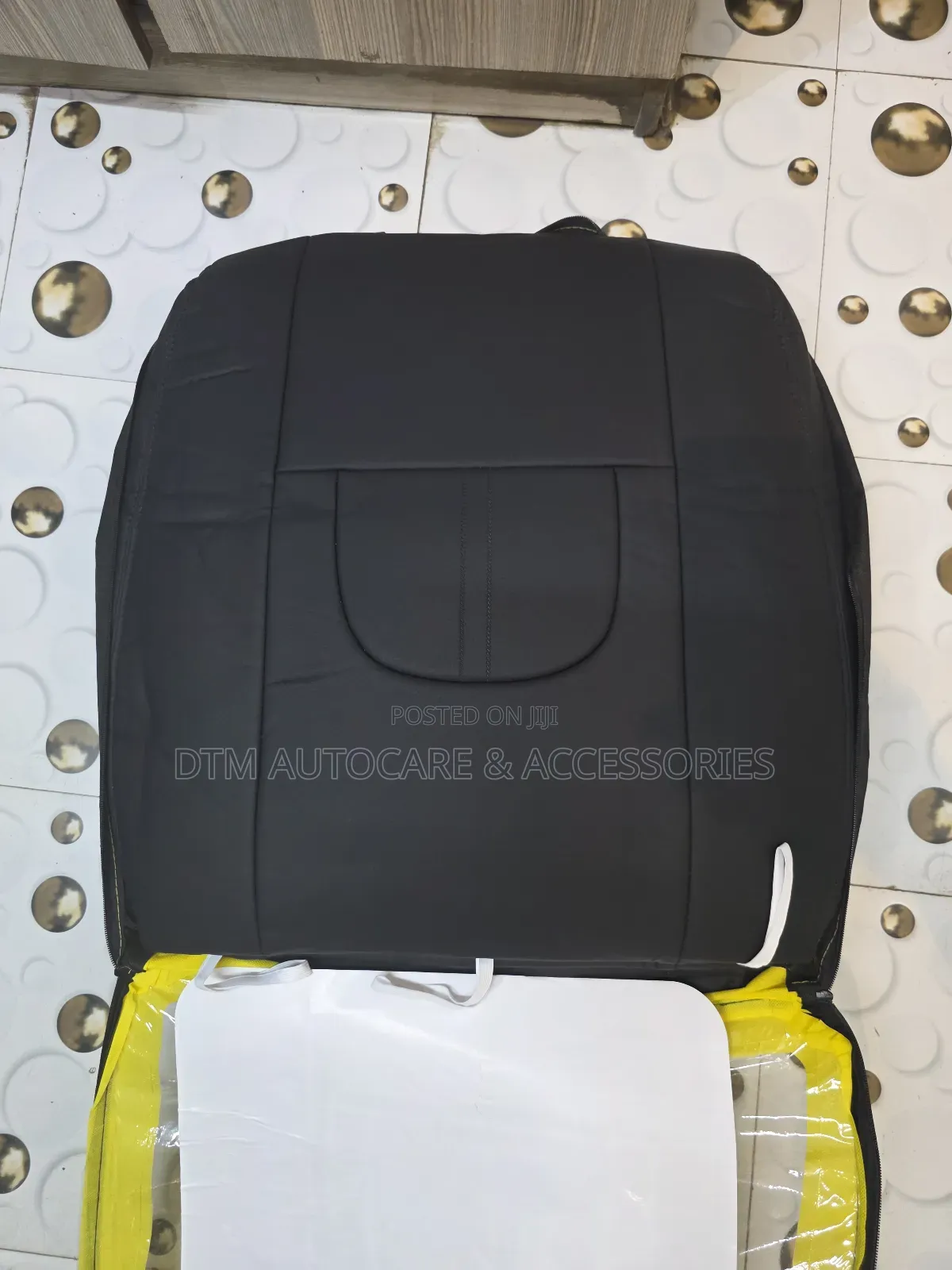 Smart Seat Cover Leather Black