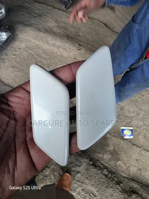 Prado/ V8 Headlight Washer Caps