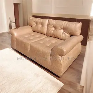 Beautiful 2 Seater Sofa/ 2 Seater Sofa