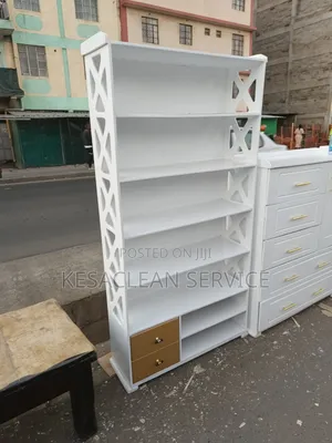 Shoerack / Bookshelves