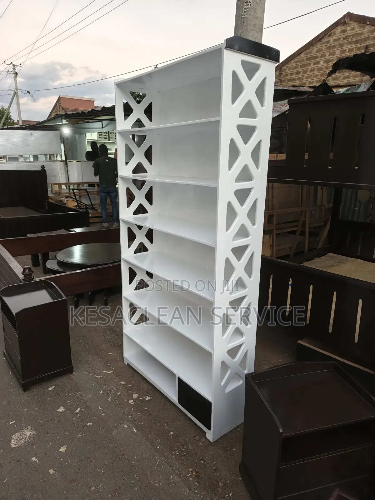 Shoerack / Bookshelves