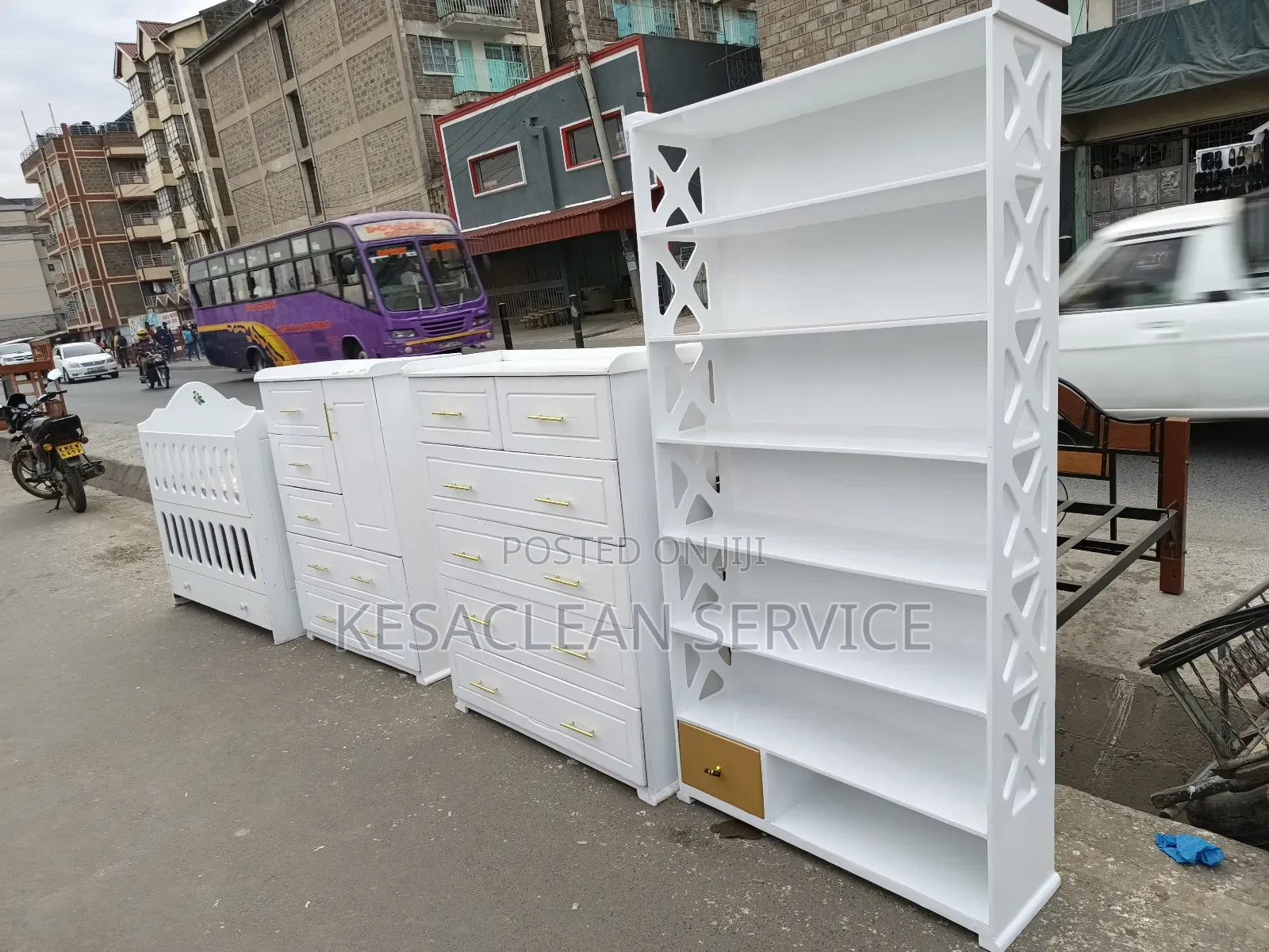 Shoerack / Bookshelves