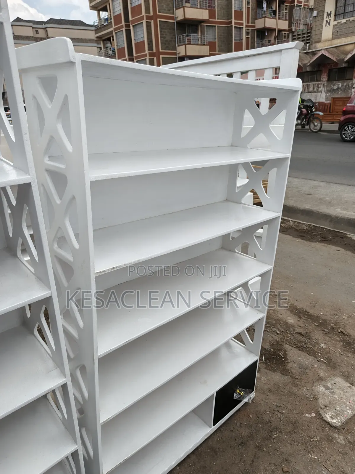 Shoerack / Bookshelves