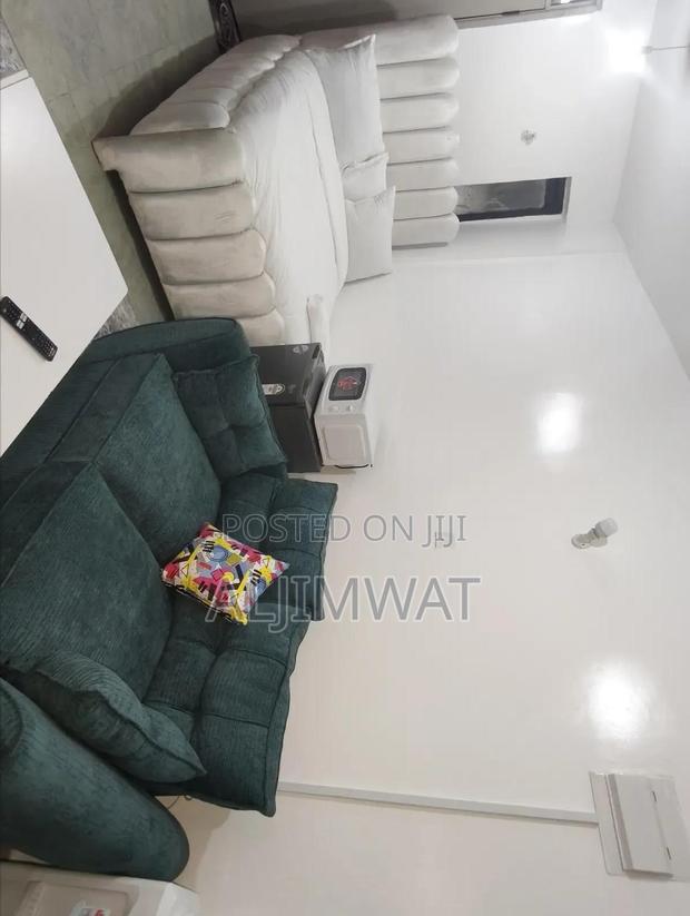 Furnished Studio Apartment in Roysambu for rent - thumbnail 3