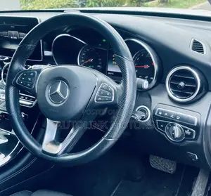 Mercedes-Benz GLC-Class 2018 White