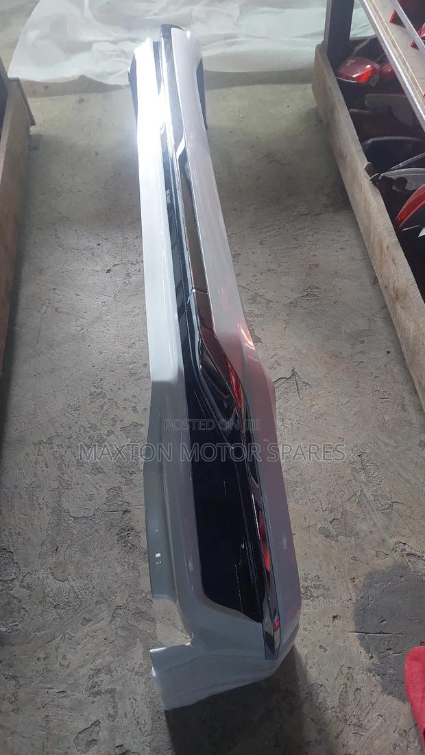 Lexus Lx570 Front Bumper Skirting - main view
