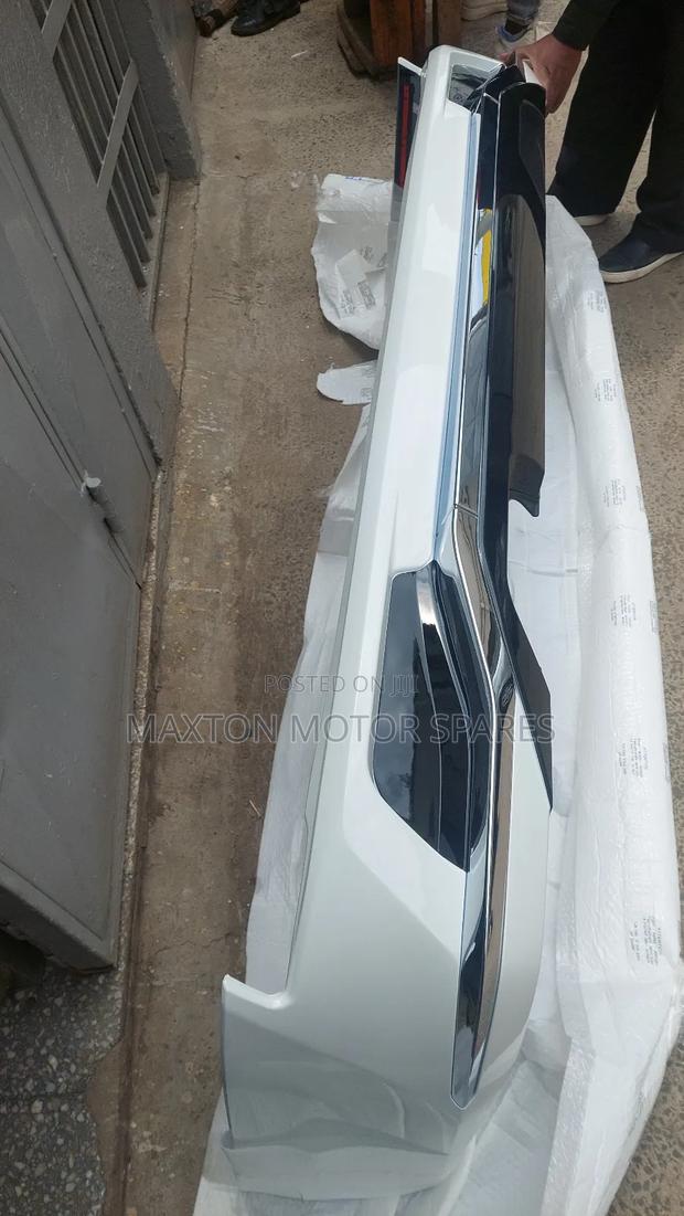 Lexus Lx570 Front Bumper Skirting - thumbnail 3