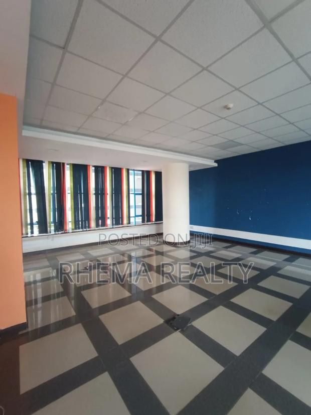 Office Space to Let - thumbnail 3