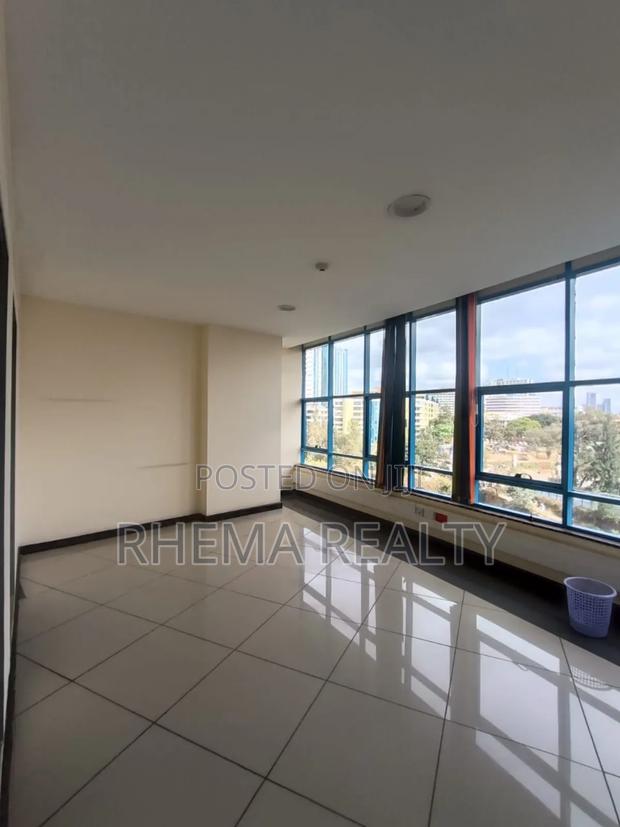 Office Space to Let - thumbnail 7