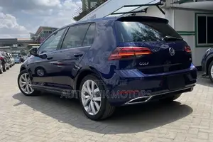 Volkswagen Golf TSI S FWD 2018 Blue