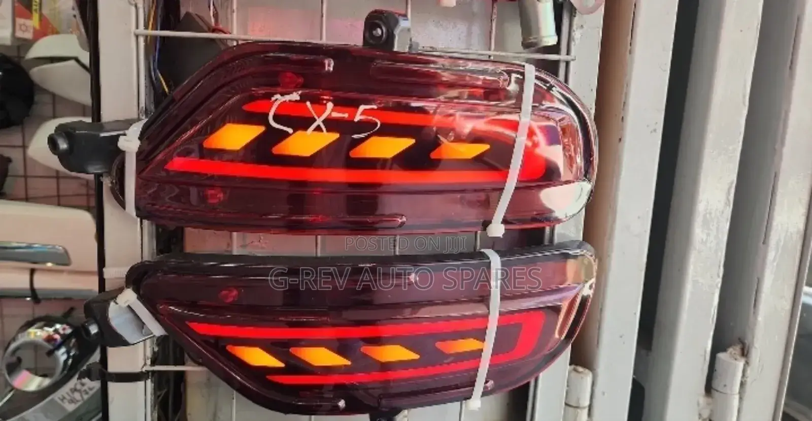 Mazda Cx5 2018 Rear Bumper Led Reflectors.