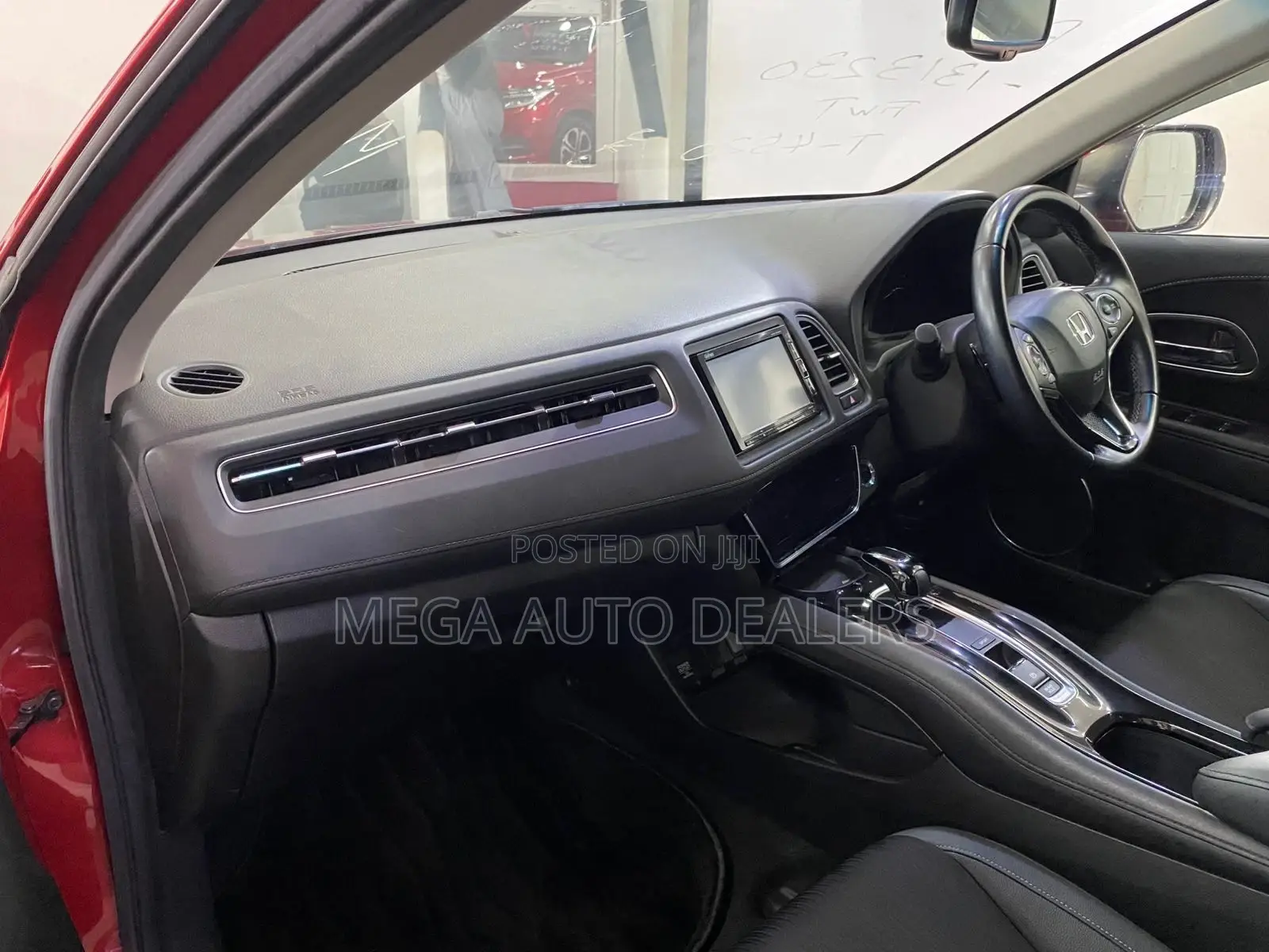 Honda Vezel 2018 Red