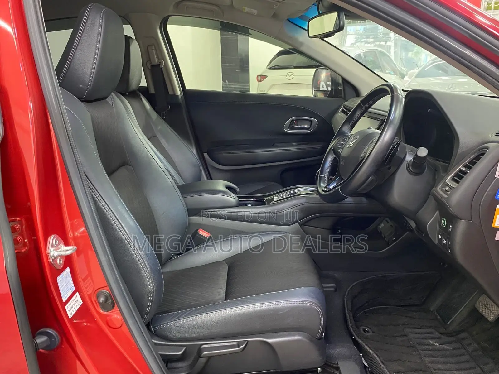 Honda Vezel 2018 Red