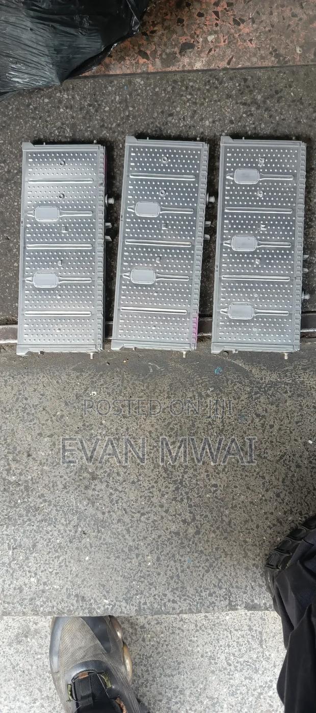 Toyota Hybrid Battery Cells - thumbnail 2