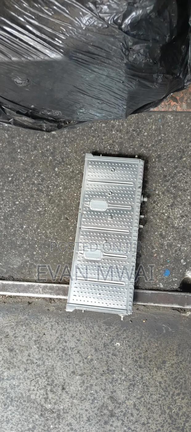 Toyota Hybrid Battery Cells - thumbnail 3