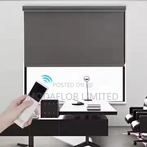 Minimalist Blackout Blinds – Clean Look for Modern Spaces - thumbnail 2