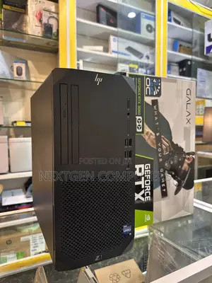 New Desktop Computer HP Z2 16GB Intel Core I7 SSD 512GB