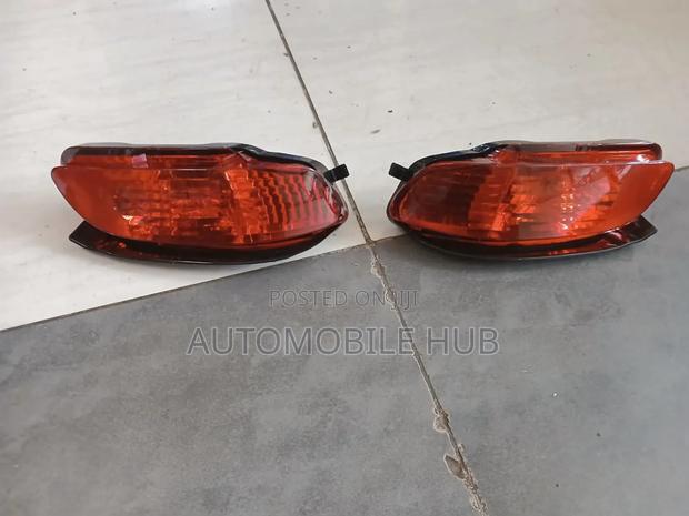Front Bumper Reflectors for Toyota Harrier 240 – Pair Set - main view