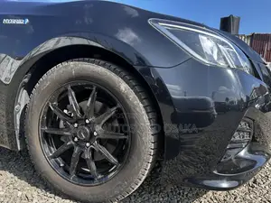 Toyota Crown 2019 Black