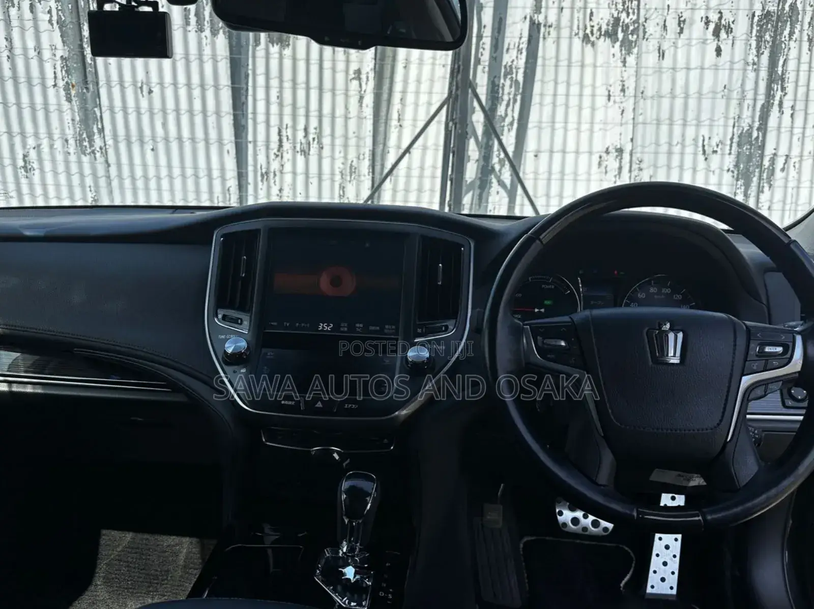 Toyota Crown 2019 Black