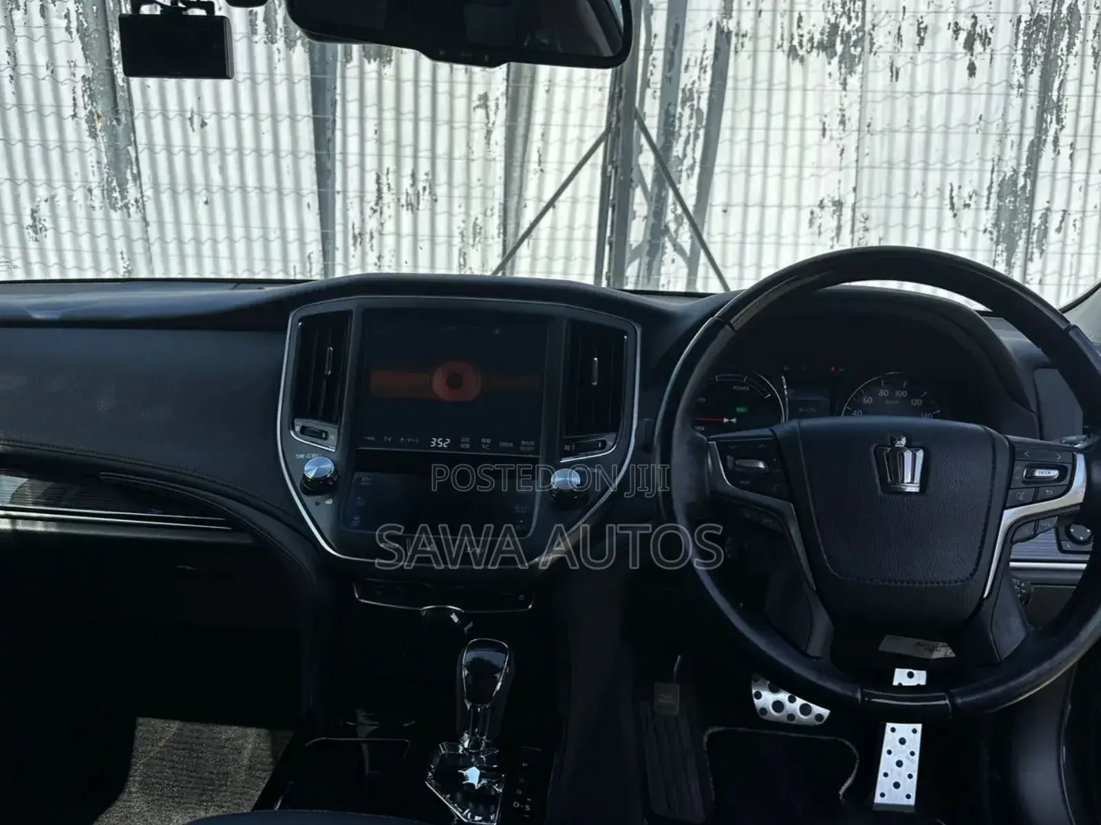 Toyota Crown 2019 Black