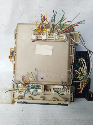 Toyota Vanguard 2012 Fusebox