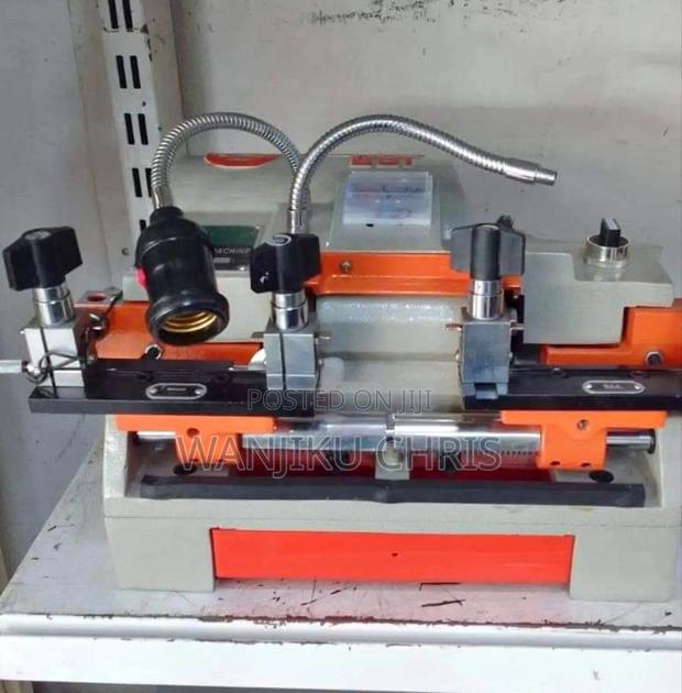 Most Selling Key Cutting Machine/Universal Key Cutter - main view