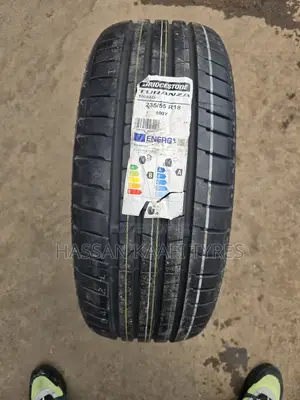 235/55r18 Bridgestone (Poland )