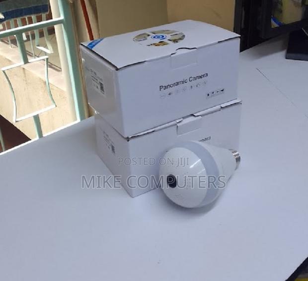 360° Panoramic View PTZ Wi-Fi CCTV Bulb Security Camera