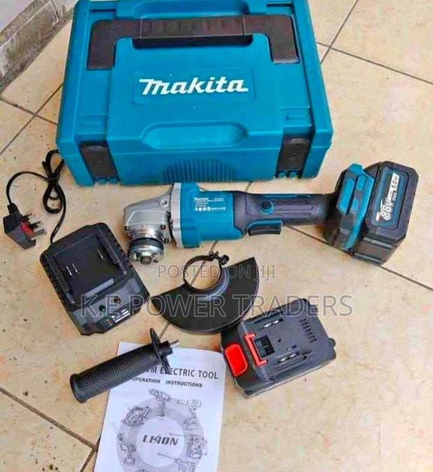 Makita Coadless Grinder