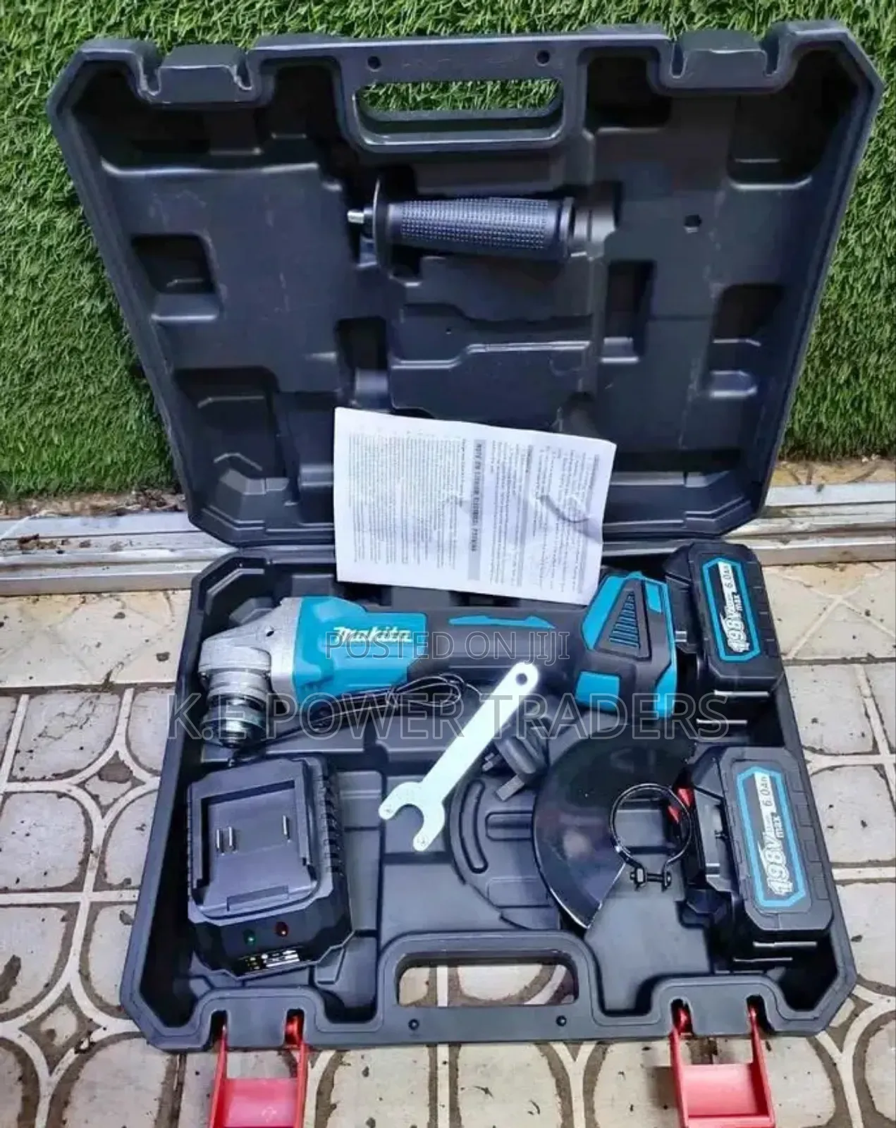 Makita Coadless Grinder