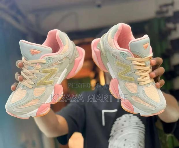 New Balance 9060 Sneakers. Size 40-45 - thumbnail 4