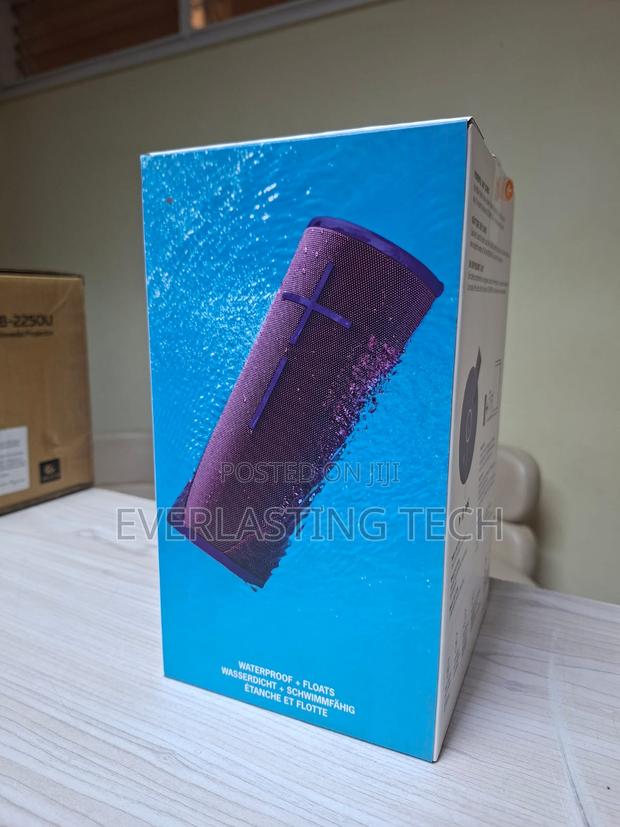 Logitech Ultimate Ears Megaboom 3 Wireless Bluetooth Speaker - thumbnail 2